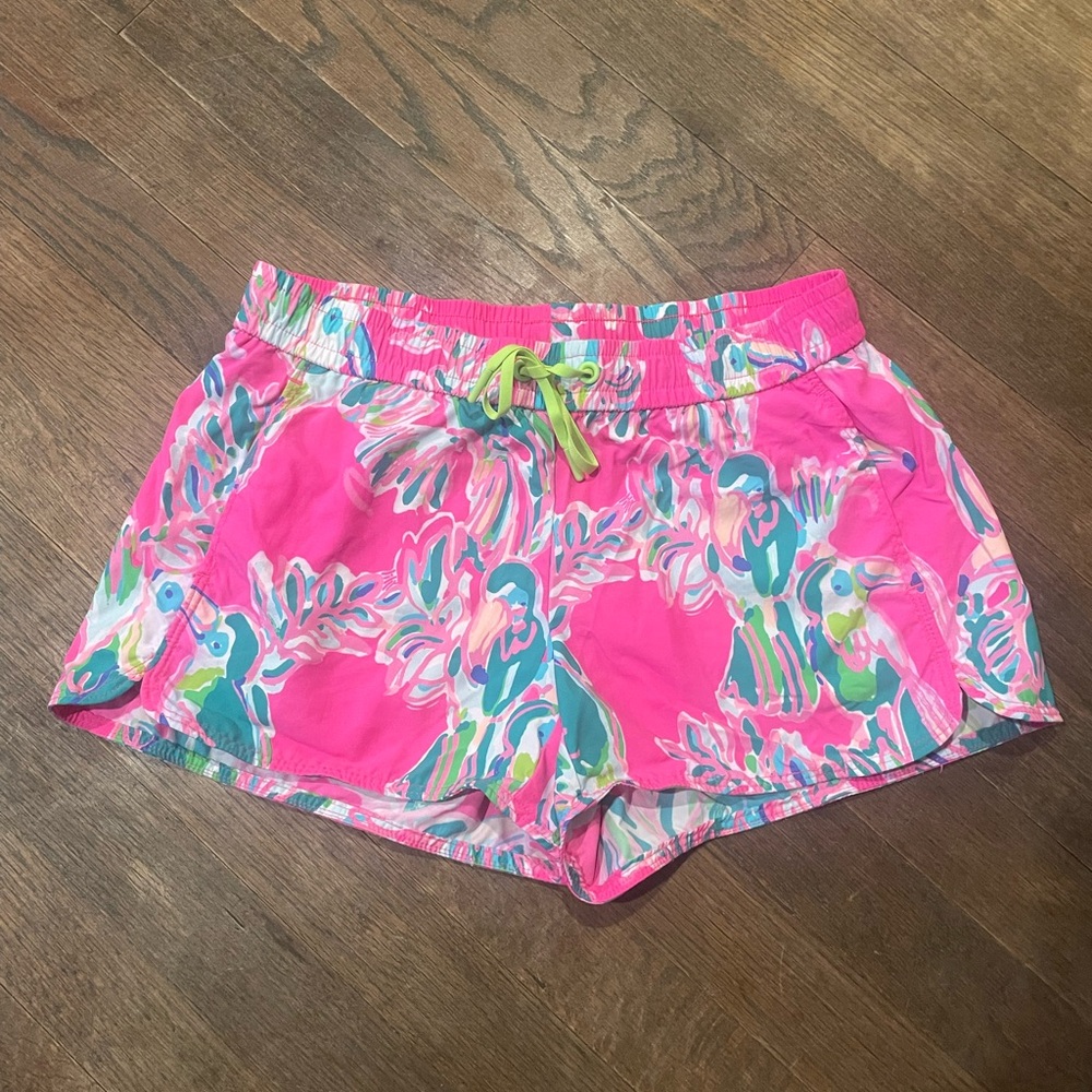 EC!! Lilly Pulitzer Women’s XS  Athletic Shorts with Elastic Waistband